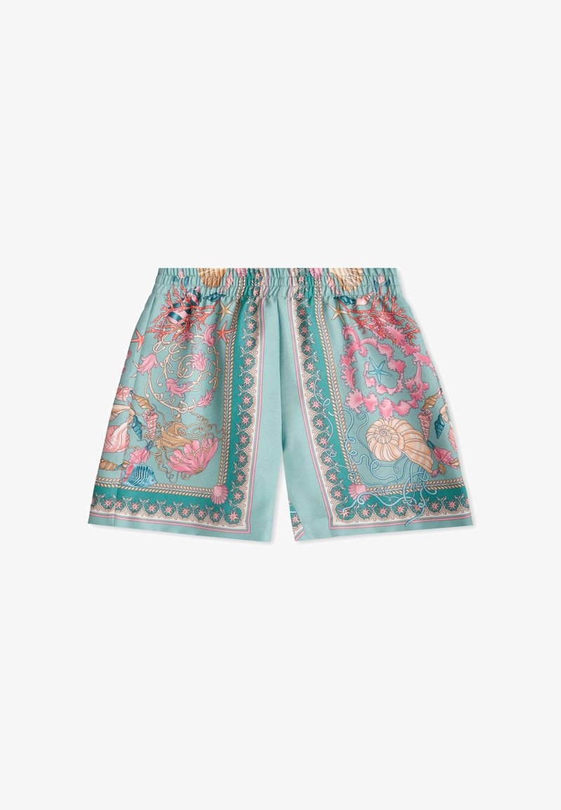 Pantaloni corti azzurri con vivaci stampe marine in corallo e rosa. Caratterizzati da una vita elasticizzata e una texture di tessuto liscia e lucida.