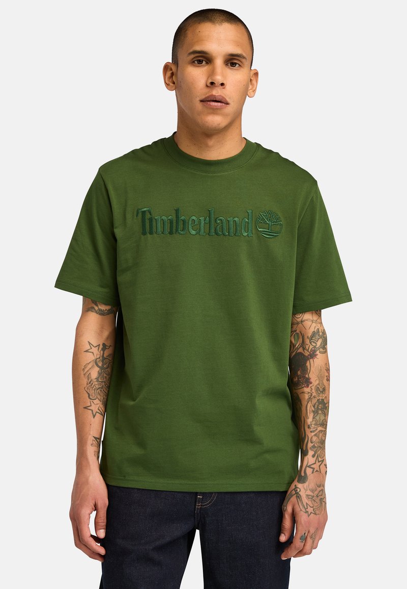 Timberland SHORT SLEEVE - Triko s potiskem - black forest green