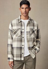 Next CHECK - REGULAR FIT - Vasaras jaka - green ecru