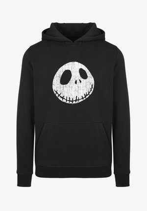 Čierna mikina s kapucňou, ktorá má na hrudi veľký, prasknutý biely motív lebky; obsahuje predné vrecko a rebrované manžety a lem.