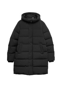 Schwarze Daunenjacke mit Kapuze, Reißverschluss und zwei Seitentaschen. Das Design umfasst horizontal gesteppten Panels und eine lockere Passform.