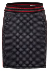 Falda negra con estampado y superficie texturizada, que presenta un diseño ajustado, bolsillos laterales y una cinturilla a rayas en contraste en rojo y negro.