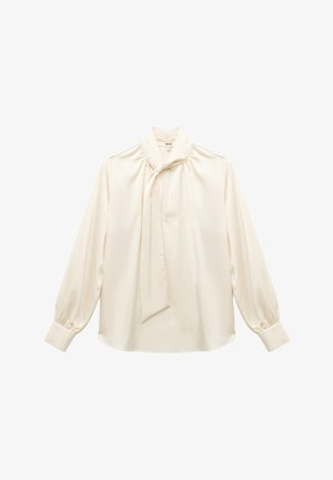 Cremefarbene Bluse aus glattem Stoff, mit hochgeschlossenem Kragen, Bindedetails, langen, luftigen Ärmeln und gerafften Akzenten an den Schultern.