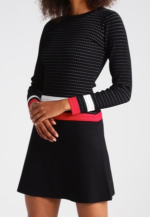 Morgan Neulemekko - black