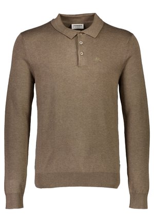 Pitkähihaisessa polo-neuleessa on taupe-väri ja pehmeä kangas. Siinä on kaulusripa, kolme nappia ja resorit hihansuissa ja helman kohdalla.