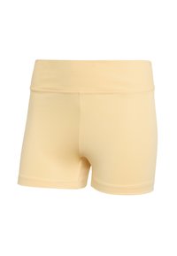 Αθλητικό σορτς σε ανοιχτό κίτρινο χρώμα, κατασκευασμένο από ελαστικό υλικό, με φαρδιά ζώνη μέσης και ομαλή υφή χωρίς σχέδια ή μεταλλικά στοιχεία.