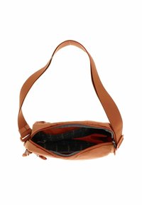Borsa a tracolla arancione con esterno testurizzato, tracolla regolabile e apertura con zip che rivela un interno foderato di nero con tasche.