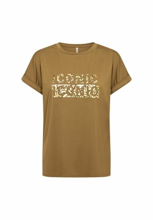 Brun T-shirt med korte ærmer og opkrullede manchetter, med ordet "ICONIC" trykt to gange foran i beige blomsterprintet tekst.