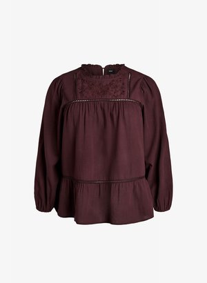 Zizzi, BLUSE MIT STICKEREI UND LOCHSTICKEREI - Μπλούζα - dunkles bordeaux
