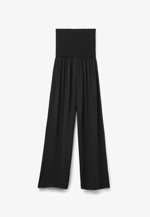 Czarne spodnie typu wide-leg z marszczonym, wysokim pasem, wykonane z miękkiego materiału o gładkiej teksturze i swobodnym kroju.