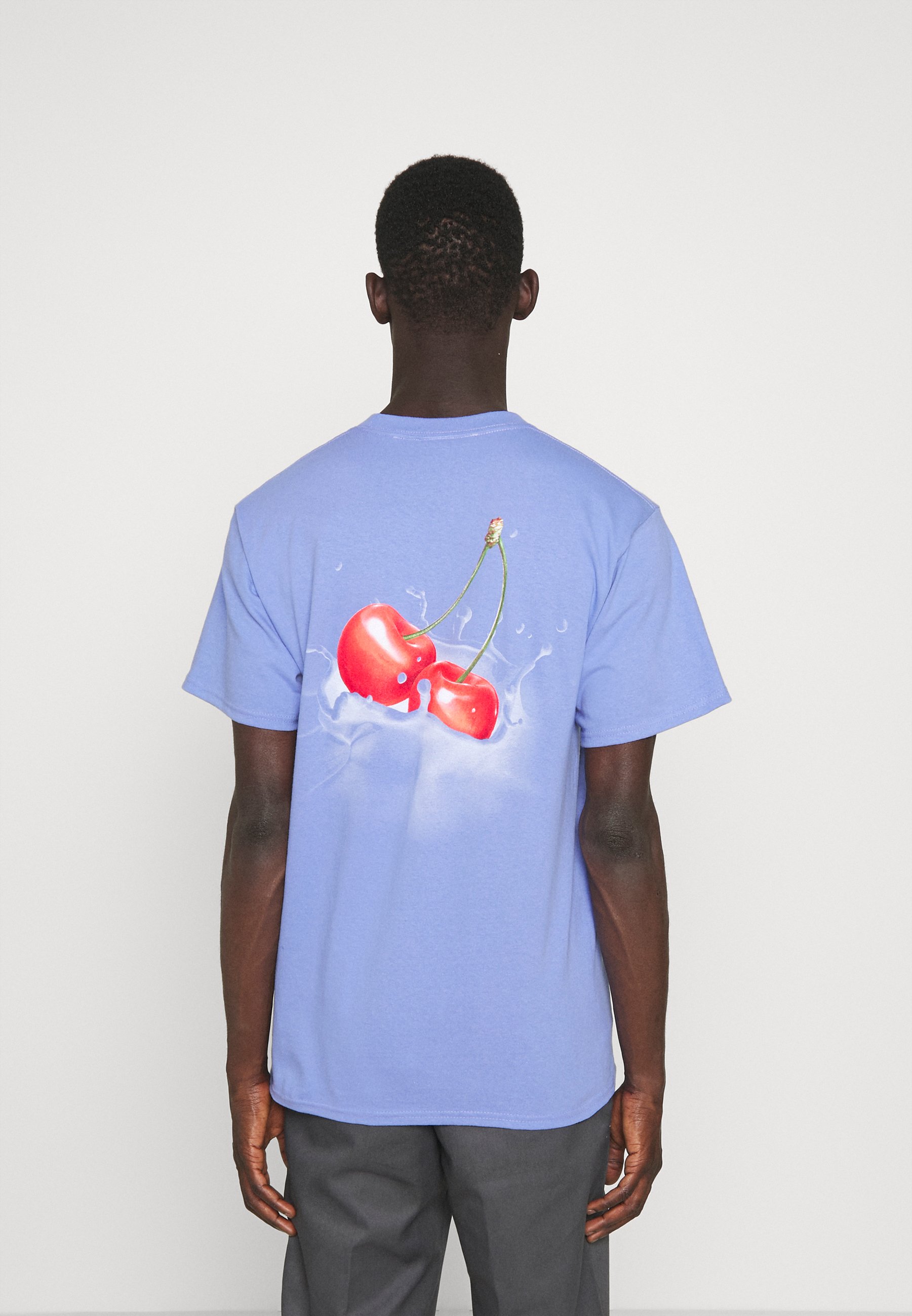 HUF WET CHERRY TEE - T-Shirt print - violet/lila - Zalando.de