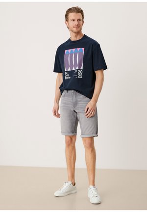 IM LOOK - Denim shorts - light grey sretche