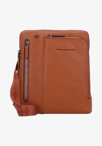 Selezionato, light brown