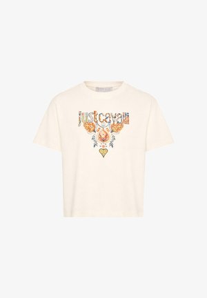 Kremowy T-shirt z krótkim rękawem z napisem „Just Cavalli” oraz kwiatowymi, ognistymi wzorami w kolorach pomarańczowym, żółtym i niebieskim na środku przodu.