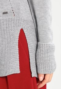 TOM TAILOR Sweter