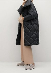 Mango Abrigo de invierno - black