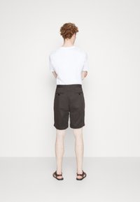 Tommy Hilfiger HARLEM - Šortky - dark ash