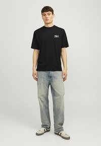 Jack & Jones RUNDHALS   - Camiseta estampada - black