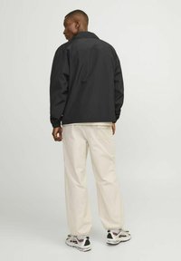 Jack & Jones Lichte jas - black