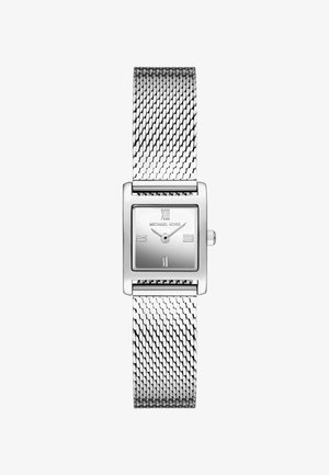 Sølv Michael Kors armbåndsur med rektangulært urværk, romertal ved 12, 3, 6, 9 og en tekstureret metal mesh rem.