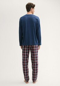 Thumbnail Image 3
