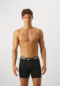 Nike Underwear ESSENTIAL 3 PACK - Boxer alsónadrág - black/siren red/deep royal
