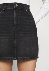 ONLY Jeanskjol - black denim