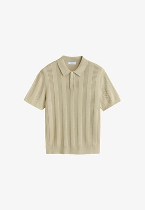 Beżowa koszulka polo z krótkim rękawem i prążkowaną fakturą, z trzyguzikowym karczkiem i pionowymi paskami. Miękka tkanina o regularnym kroju.