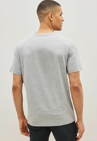 Next 4 PACK REGULAR FIT - Tricou basic - burgundy red white grey black