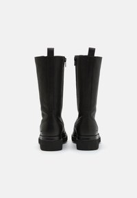 Copenhagen Studios CPH564 - Stivali con plateau - black