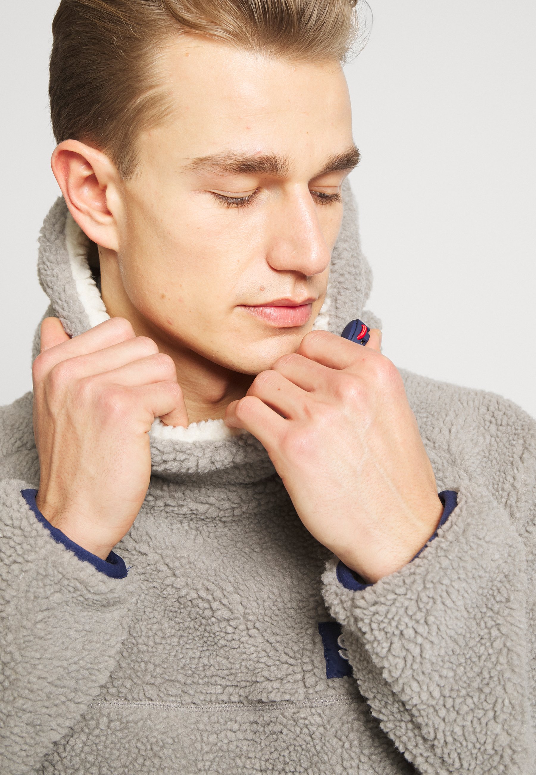 Superdry CELSIUS SHERPA Hoodie mid grey Zalando.no Superdry CELSIUS SHERPA - Hoodie - mid grey