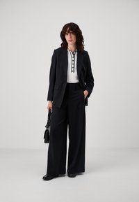 DRYKORN GLENDALE - Īss mētelis - black