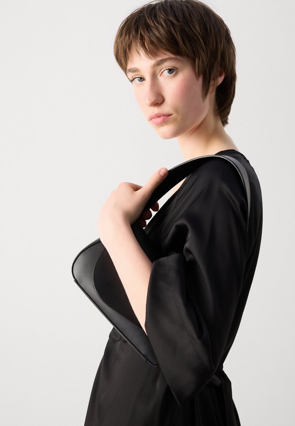 DRESS  WRAP STYLE MEDIUM LENGTH RAGLAN SLEEVES - Day dress3