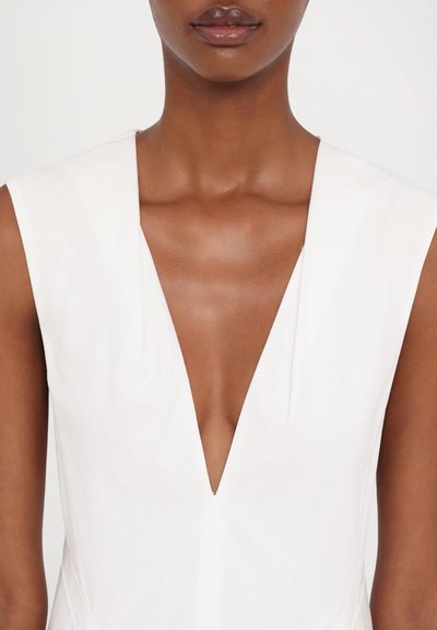 TOVE ANISA DRESS - Vestito lungo - white