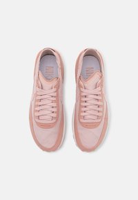 Nike Sportswear Sneakers - pink