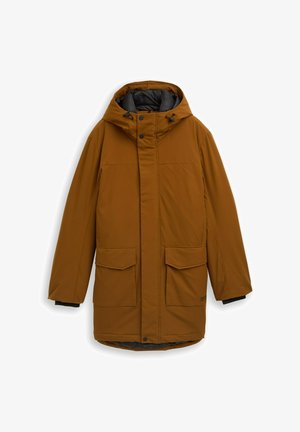 Bruine geïsoleerde jas met een capuchon, voorzien van voorzakken en een ritssluiting. De binnenkant is zwart, wat de contrasterende kleuren benadrukt.