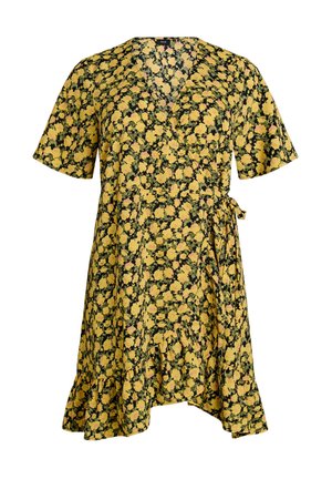 Kjole med korte ærmer og slå-om-design med gul blomsterprint, V-hals, bindebånd i taljen og flæsekant på sort baggrund.