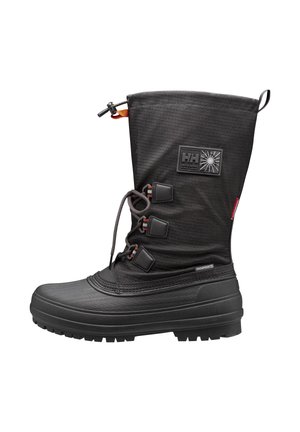 Hoge zwarte winterlaars met gestructureerde rubberen zool, verstelbare veters en een patch-logo aan de zijkant met merk en Arctisch ontwerp.