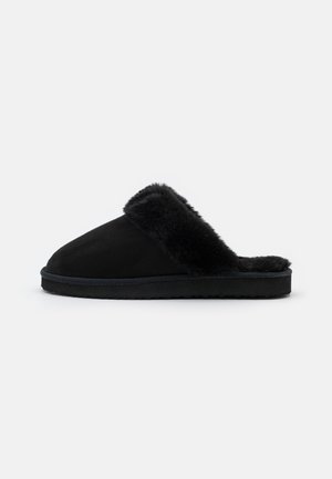Even&Odd Slippers - black