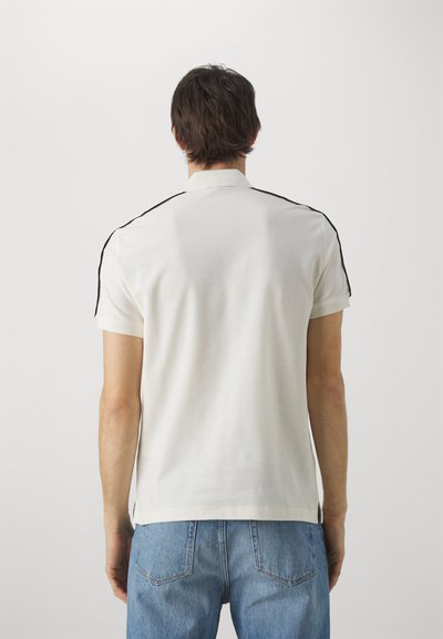 Emporio Armani Piké - vaniglia
