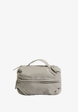 Wash bag - light green