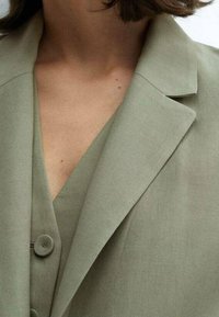 Mango Cappotto corto - light green