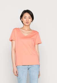 Cream NAIA - T-shirt básica - burnt coral