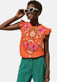 Love & Roses CREW NECK SHORT SLEEVE EMBROIDERED  - Blúzka - orange