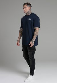 SIKSILK Cargobroek - black