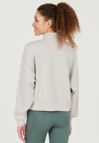 Endurance JADE - Sweater - dove