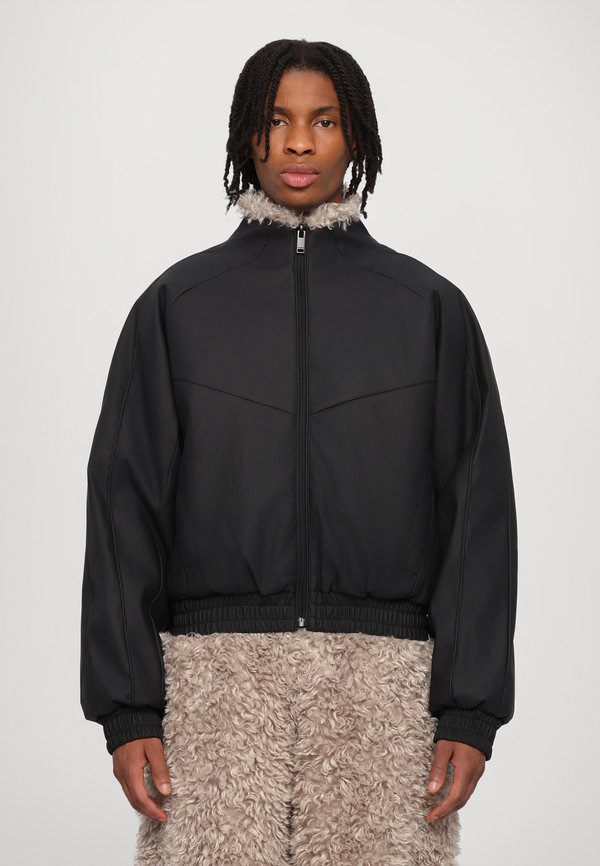 OVERSIZED TRACK JACKET - Winterjacke