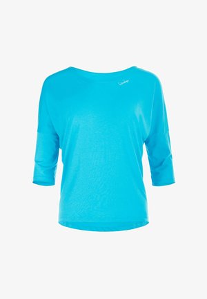 Türkise T-Shirt mit lockerer Passform, 3/4-Ärmeln und rundem Ausschnitt. Aus weichem Stoff gefertigt und mit dezenten Nähten in der Nähe des Kragens versehen.