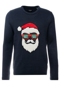 Marineblauwe gebreide trui met een ontwerp van een Santa-gezicht, met een nepbont baard en een rode Santa-hoed, plus groene "MERRY XMAS" zonnebril details.
