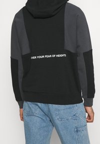 Nike Sportswear Hoodie - black